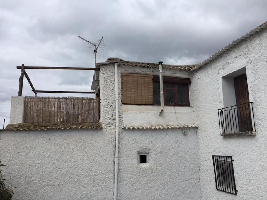 La Casa Rural De Paco Y Ana Pitres Exterior photo